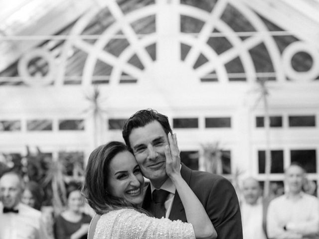 La boda de Bernardo  y Tania en Bueu (Resto Parroquia), Pontevedra 4