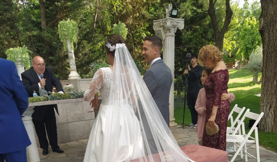 La boda de Borja y Inma en Madrid, Madrid