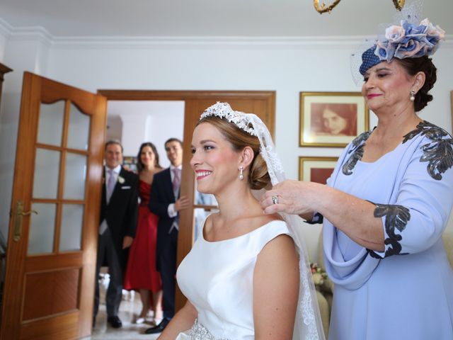 La boda de Rafael y Claudia en Málaga, Málaga 26