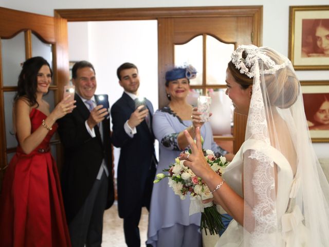 La boda de Rafael y Claudia en Málaga, Málaga 29