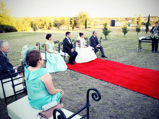 La boda de Nacho y Vero en Lagartera, Toledo 24