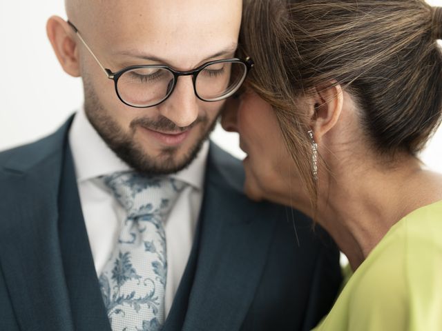 La boda de Iván y Laura en El Puig, Valencia 2