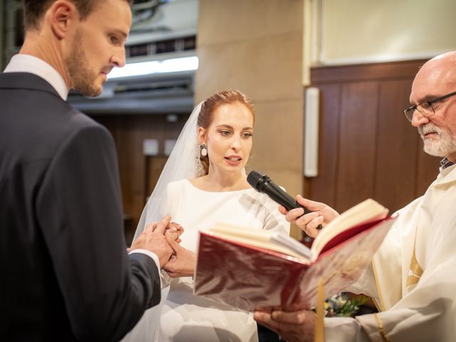 La boda de Víctor y Carlota en Madrid, Madrid 53