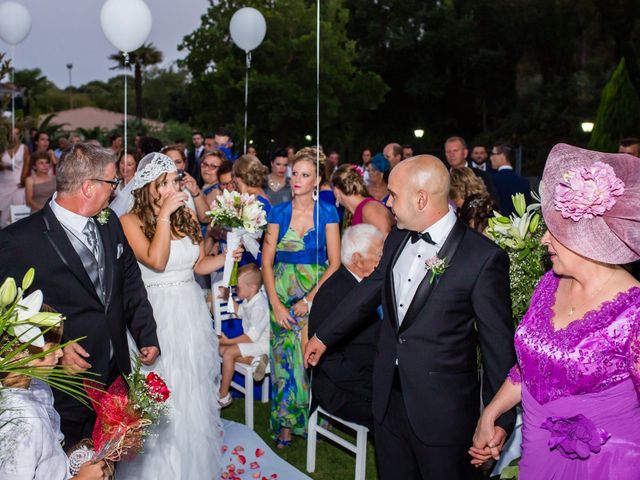 La boda de Álvaro y Irene en Córdoba, Córdoba 27