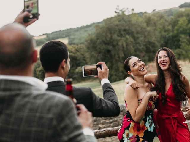 La boda de Ricardo y Eva en Santa Gadea Del Cid, Burgos 97