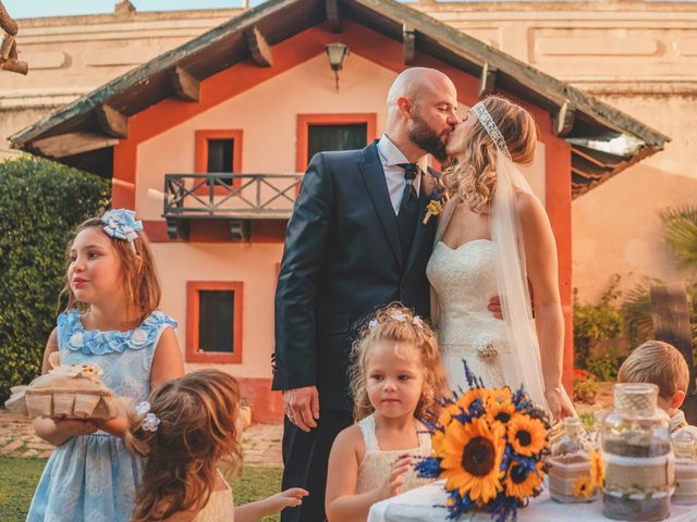 La boda de Toni y Fani en L&apos; Arboç, Tarragona 55