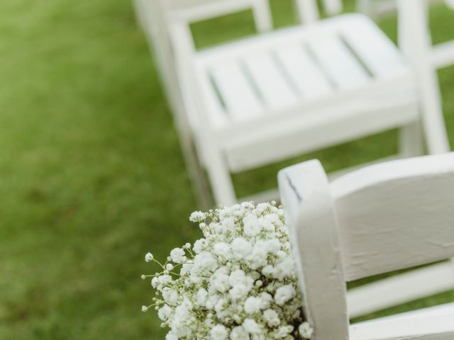 La boda de Albert y Irma en Cabrera De Mar, Barcelona 32