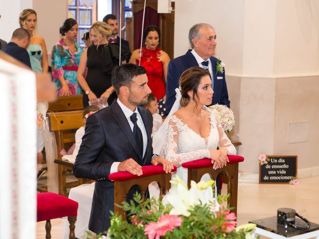 La boda de Juan y Cristina en Arenas, Málaga 21