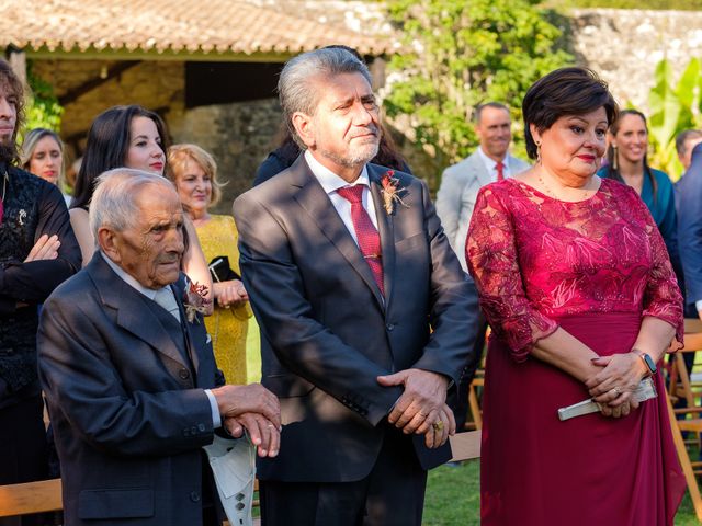 La boda de Álvaro y Eva en Moraña (Santa Justa), Pontevedra 15