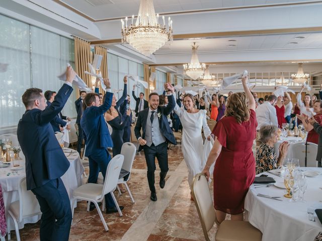 La boda de Katrina y Iñaki en Pamplona, Navarra 35