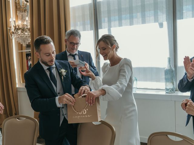 La boda de Katrina y Iñaki en Pamplona, Navarra 40