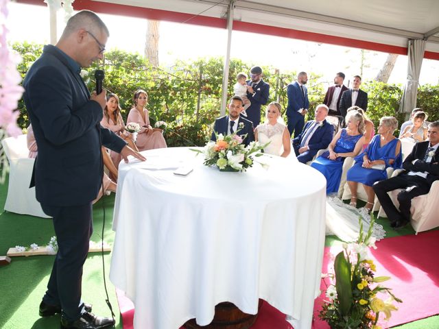 La boda de Alex y Naima en Terrassa, Barcelona 2