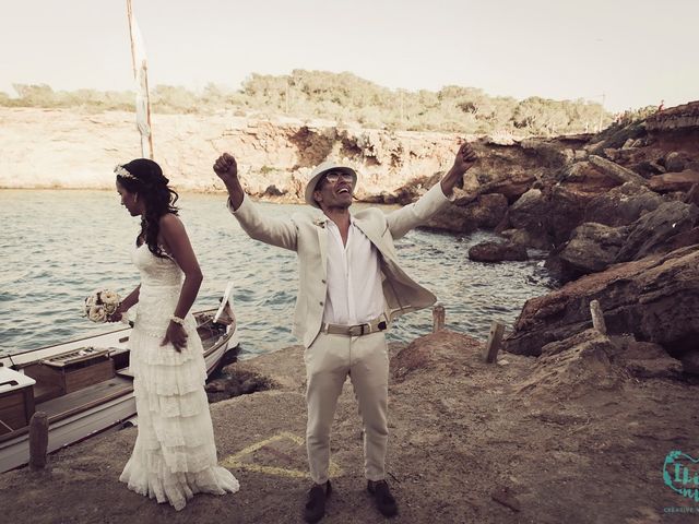 La boda de Lorena y Javier en Cala Conta, Islas Baleares 36