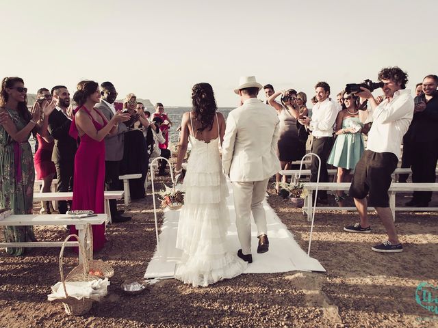 La boda de Lorena y Javier en Cala Conta, Islas Baleares 37