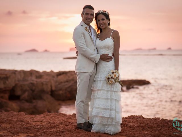 La boda de Lorena y Javier en Cala Conta, Islas Baleares 63
