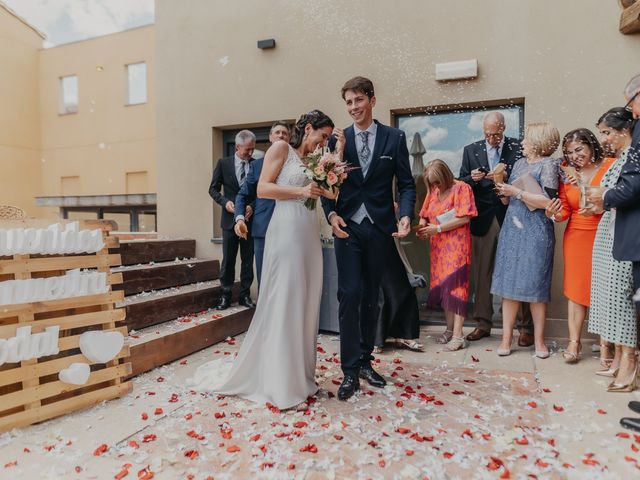 La boda de María y Daniel en Valoria La Buena, Valladolid 53