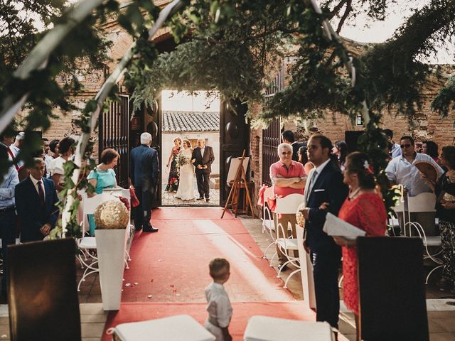 La boda de Luis Mariano y Rocío en Ballesteros De Calatrava, Ciudad Real 57