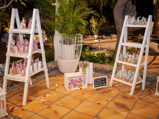 La boda de Fran y Maite en Playa De Santiago, Santa Cruz de Tenerife 25