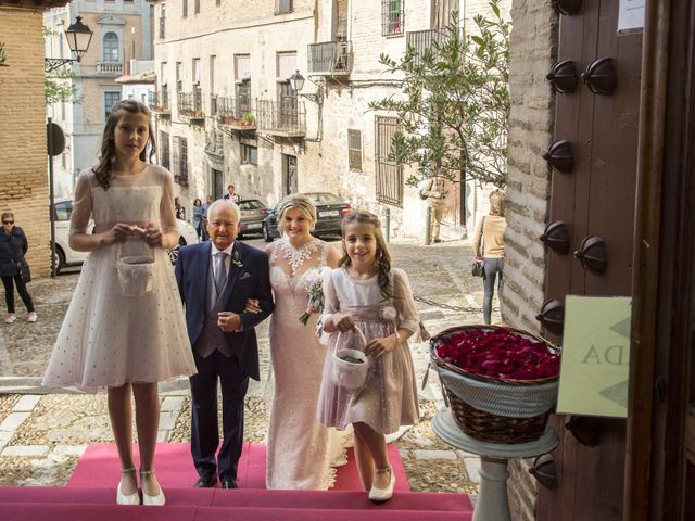 La boda de Mario y Cristina en Toledo, Toledo 17