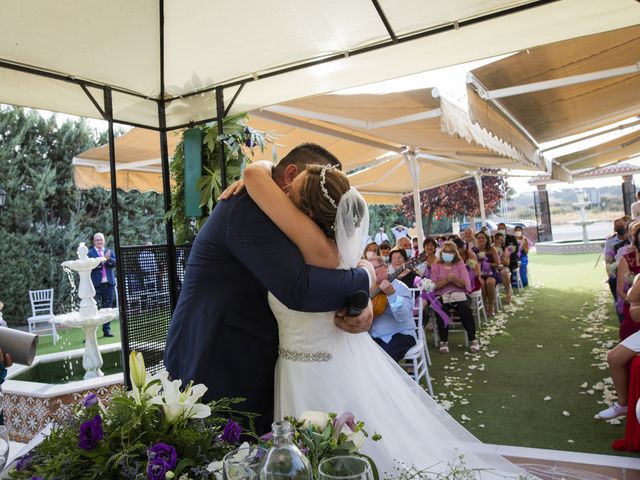 La boda de Rocío y Raúl en Villanueva Del Trabuco, Málaga 32