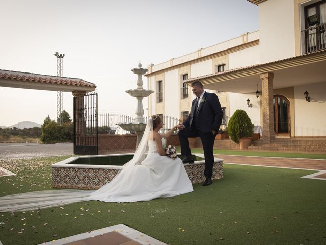La boda de Rocío y Raúl en Villanueva Del Trabuco, Málaga 35