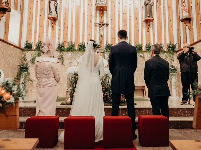 La boda de Ricardo y Leticia en La Cortina (Ujo), Asturias 26