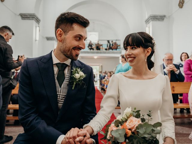 La boda de Ricardo y Leticia en La Cortina (Ujo), Asturias 27