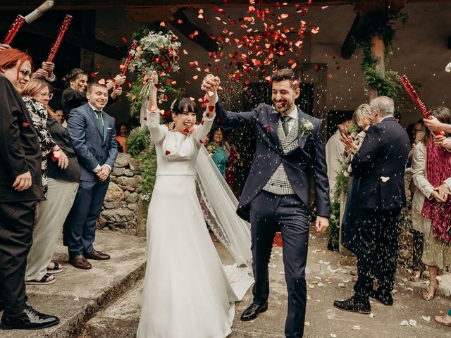 La boda de Ricardo y Leticia en La Cortina (Ujo), Asturias 33