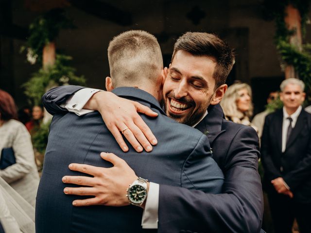 La boda de Ricardo y Leticia en La Cortina (Ujo), Asturias 35