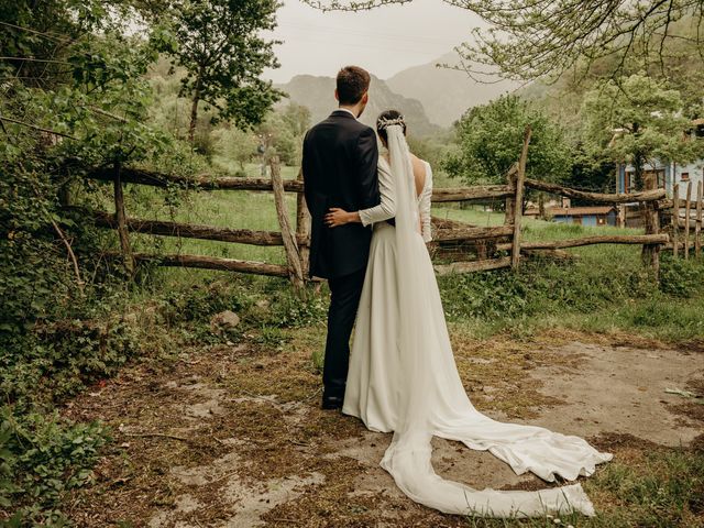 La boda de Ricardo y Leticia en La Cortina (Ujo), Asturias 41