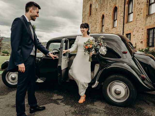 La boda de Ricardo y Leticia en La Cortina (Ujo), Asturias 49