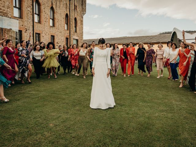 La boda de Ricardo y Leticia en La Cortina (Ujo), Asturias 67