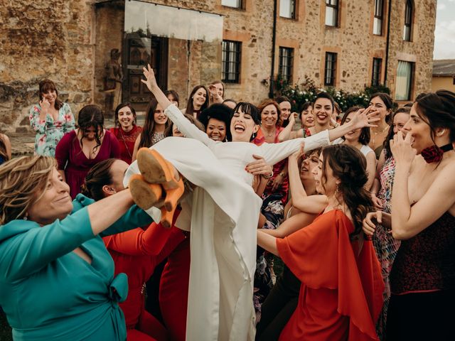 La boda de Ricardo y Leticia en La Cortina (Ujo), Asturias 69