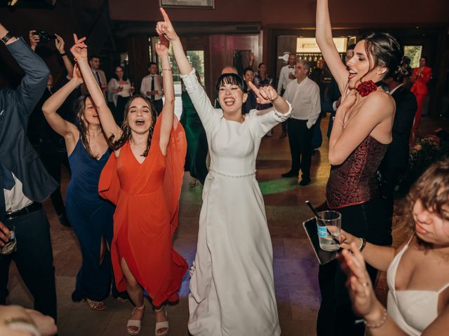 La boda de Ricardo y Leticia en La Cortina (Ujo), Asturias 77