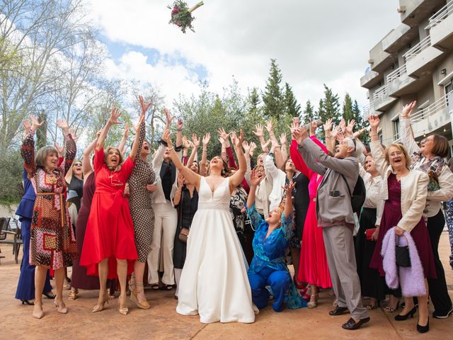 La boda de Miguel y Ana en Zuera, Zaragoza 22