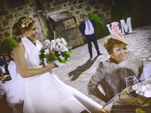 La boda de Mónica y Víctor en Serradilla, Cáceres 39