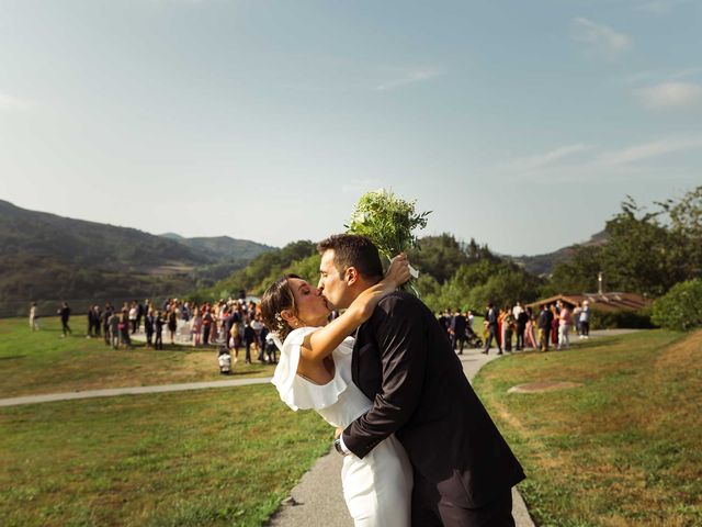 La boda de Jon y Irati en Yanci/igantzi, Navarra 43