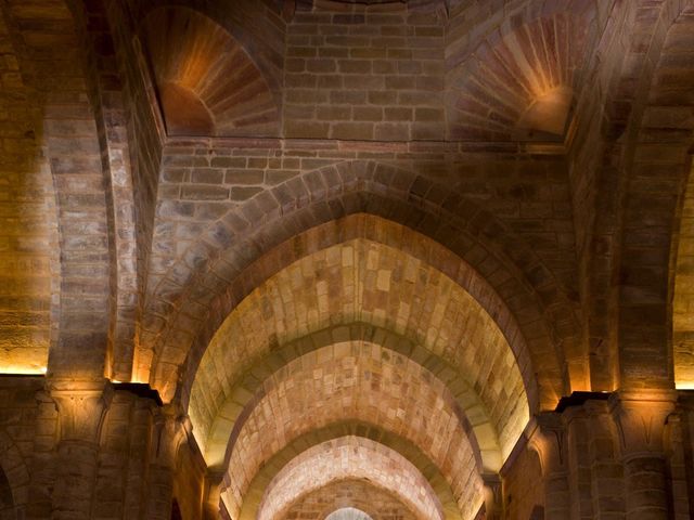 La boda de Víctor y María en Santa Maria De Mave, Palencia 1