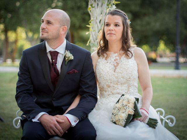 La boda de Dani y Marta en Rafelbunyol/rafelbuñol, Valencia 31