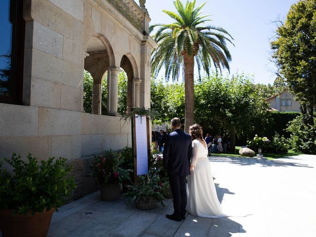 La boda de Manel y Rocío en Vilagarcía de Arousa, Pontevedra 51