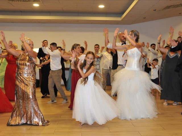 La boda de Fran y Cristina en Sant Vicenç De Montalt, Barcelona 120