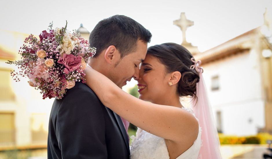 La boda de Alex y Nerea en Calanda, Teruel