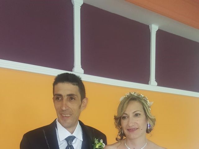 La boda de Guillermo  y Carmen en Valdefuentes Del Paramo, León 7