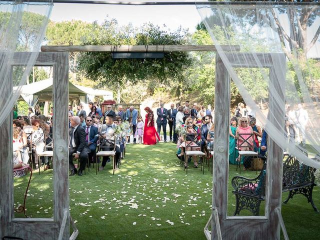 La boda de Saúl y Sandra en Valdemorillo, Madrid 35