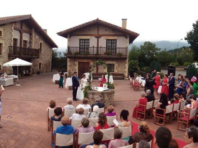 La boda de Jon y Saioa en Amurrio, Álava 9