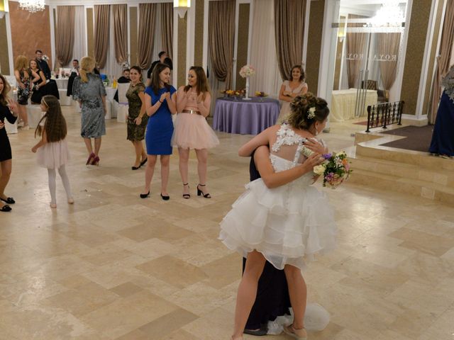 La boda de Adrian y Alina en Rumanes, Asturias 24