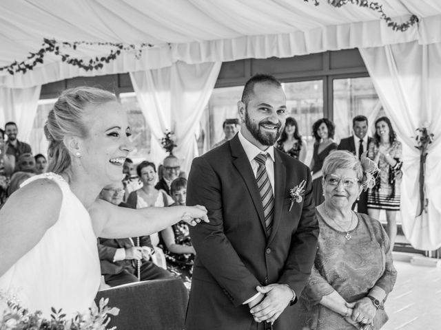 La boda de Joseba y Laura en La Arboleda, Vizcaya 15