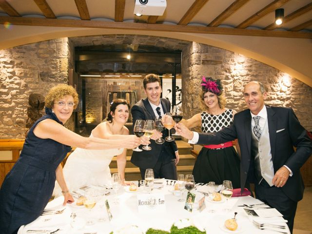 La boda de Jorge y Irene en Mutilva Alta, Navarra 9