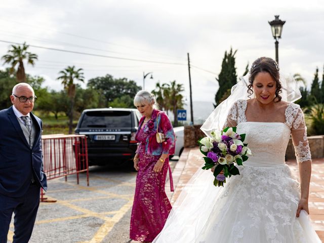 La boda de Carlos y Alicia en Alhaurin El Grande, Málaga 47