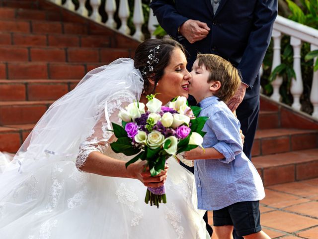 La boda de Carlos y Alicia en Alhaurin El Grande, Málaga 51